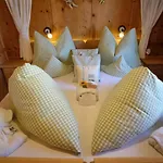 아파트 Biobauernhof Gehrnerhof Am Arlberg 와스