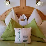 Biobauernhof Gehrnerhof Am Arlberg 아파트 와스