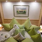 아파트 Biobauernhof Gehrnerhof Am Arlberg
