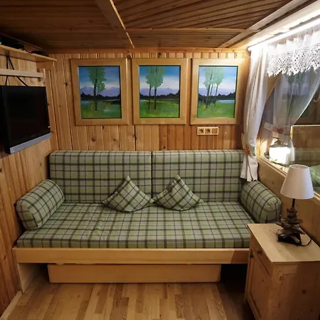 Biobauernhof Gehrnerhof Am Arlberg アパート ワース