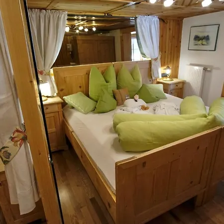 Biobauernhof Gehrnerhof Am Arlberg * ワース